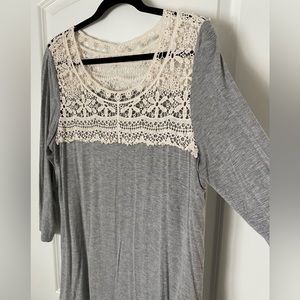 JODIFL, tunic length gray/beige lace top - size large